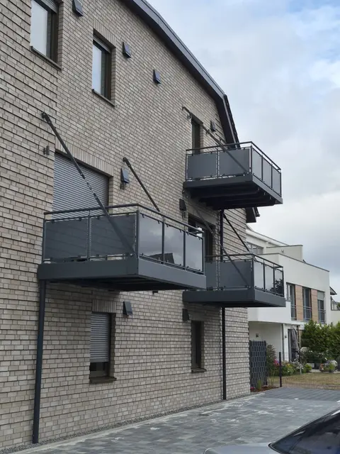 Vorbaubalkon von WW Metallbau, Projektbeispiel 3