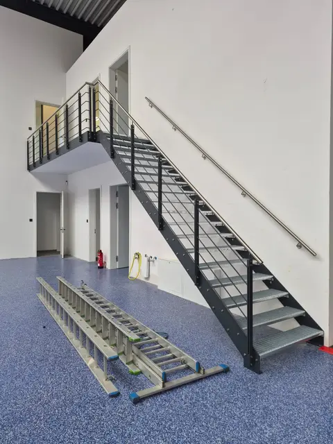 Innentreppe von WW Metallbau – Projektbeispiel 1